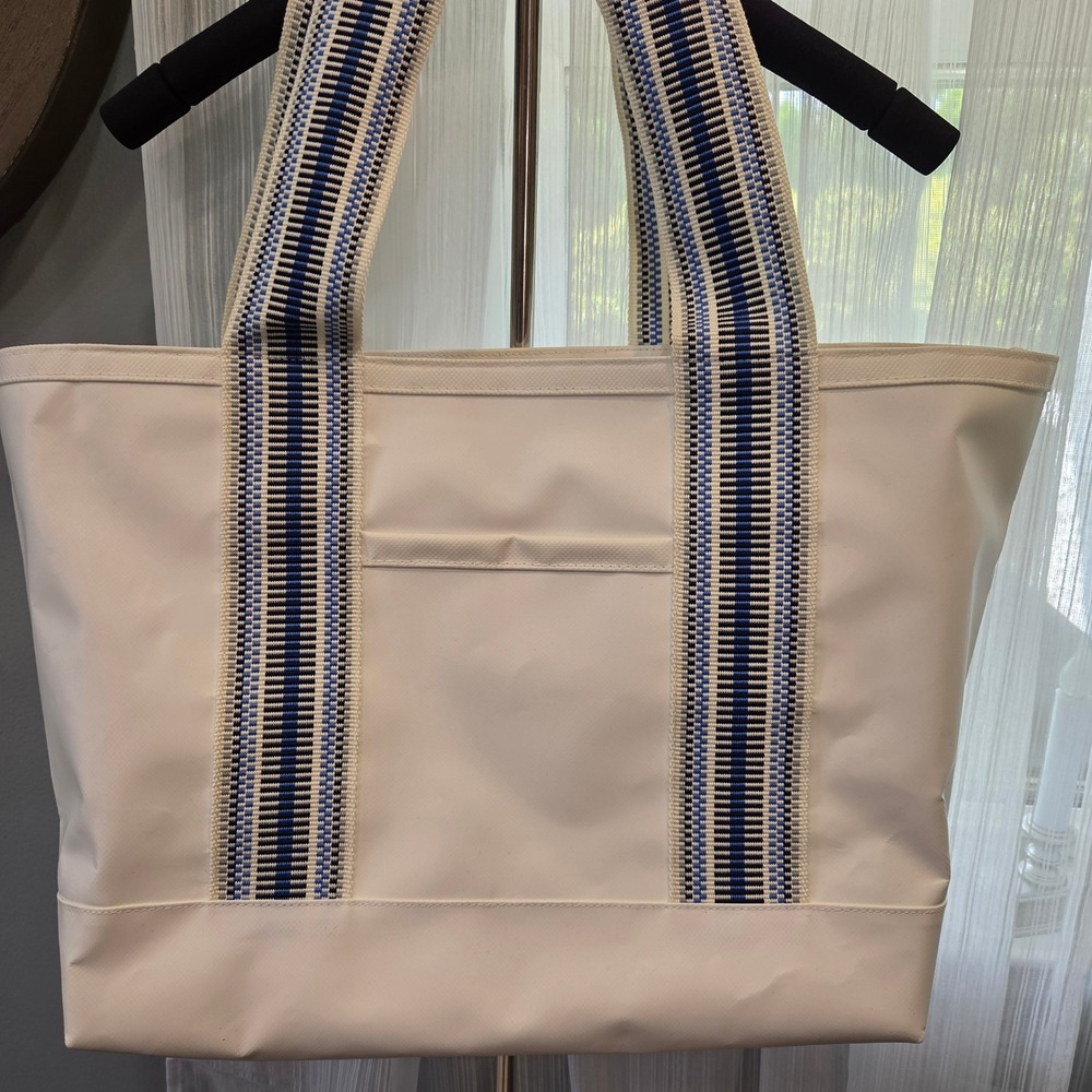 Vieve Cabana Tote Tear and Waterproof Vinyl Coated Nylon Webbed Strap Beach bag